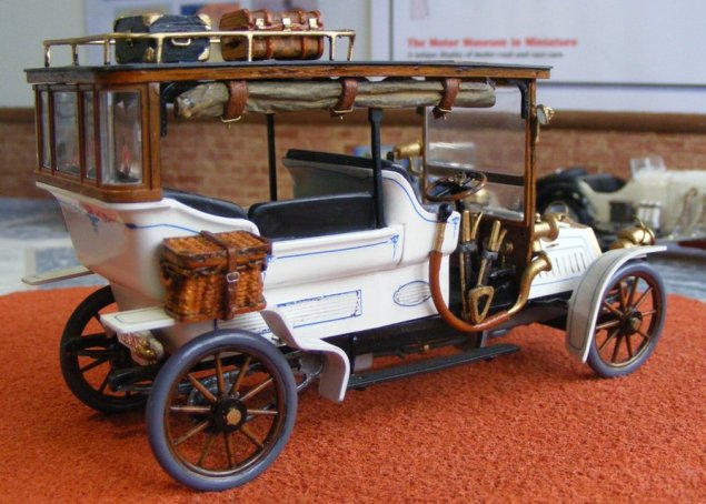 Garage de poche Jipé: PANHARD ET LEVASSOR 1905